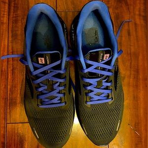 Brooks Adrenaline, Men’s 11.5